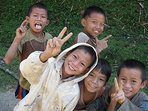 Next Generation in Nord-Laos (© Johannes Dimas)